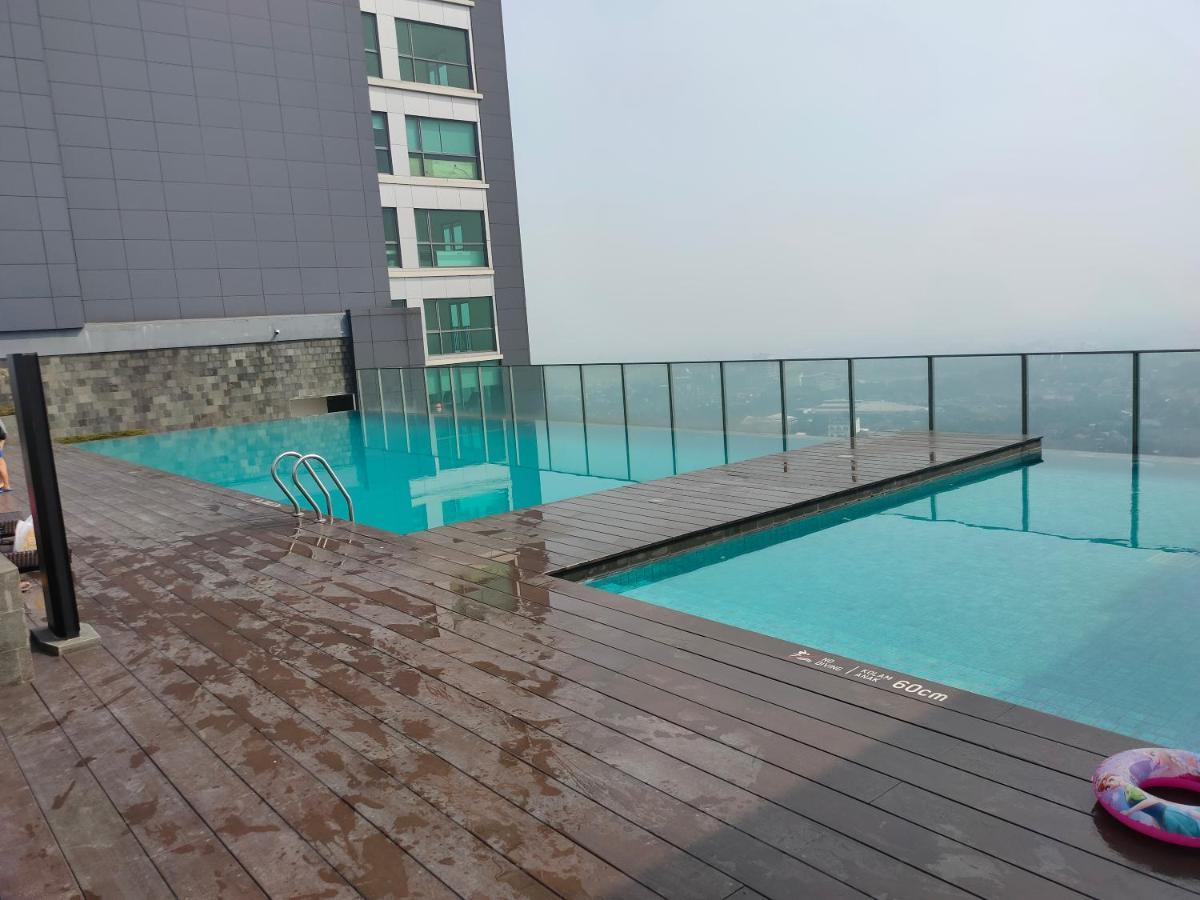 Super Penthouse Stmoritz Apartment, Lippomall Puri Indah Jakarta Exteriör bild